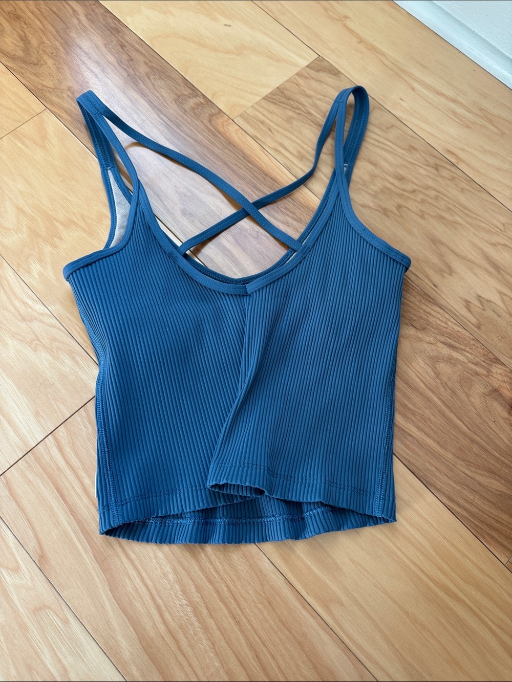 Vuori Rib Crop Tank - Picture 5 of 6